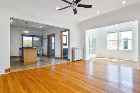 1218 West Albion Avenue Chicago IL 60626