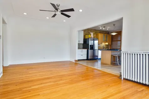 1218 West Albion Avenue Chicago IL 60626