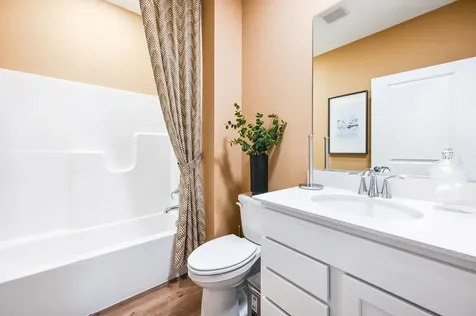 560 Walnut Street Hinckley IL 60520