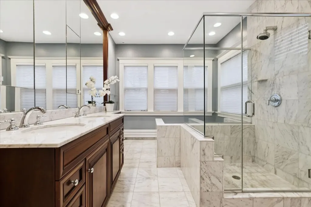 730 Lake Avenue Wilmette IL 60091
