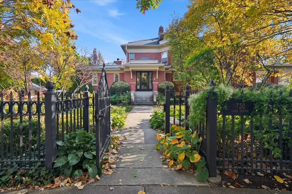 730 Lake Avenue Wilmette IL 60091