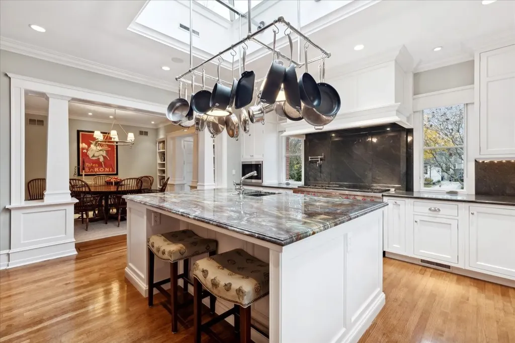 730 Lake Avenue Wilmette IL 60091