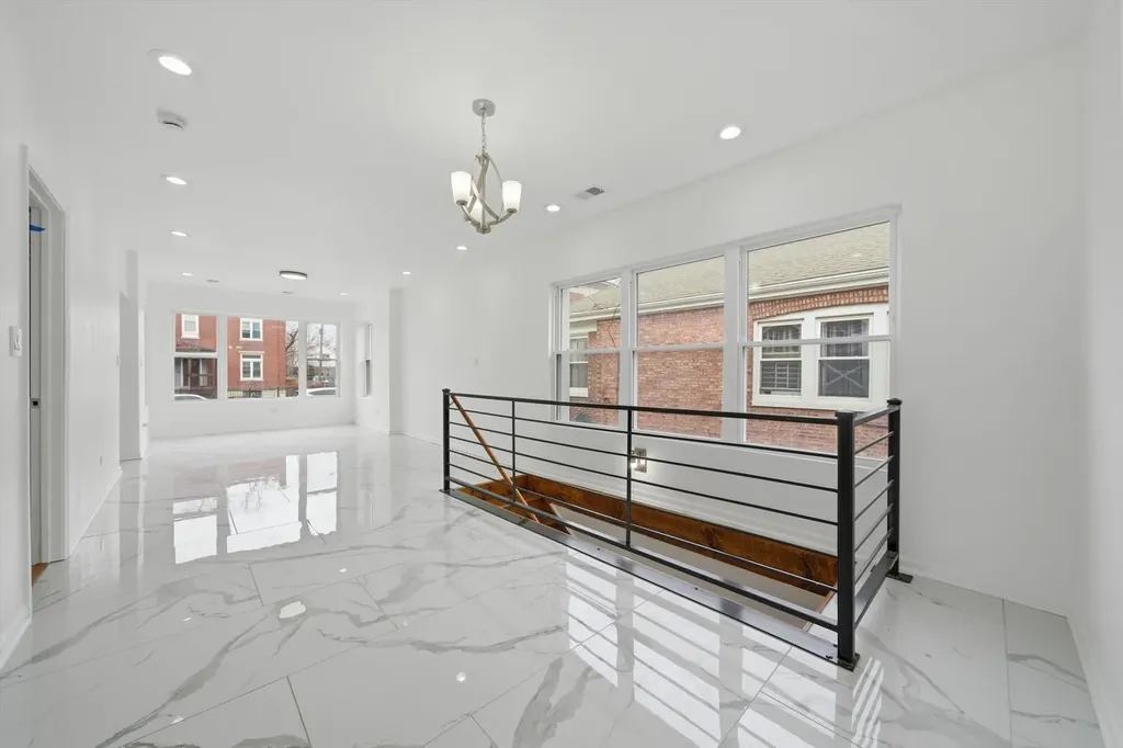 7845 South Union Avenue Chicago IL 60620