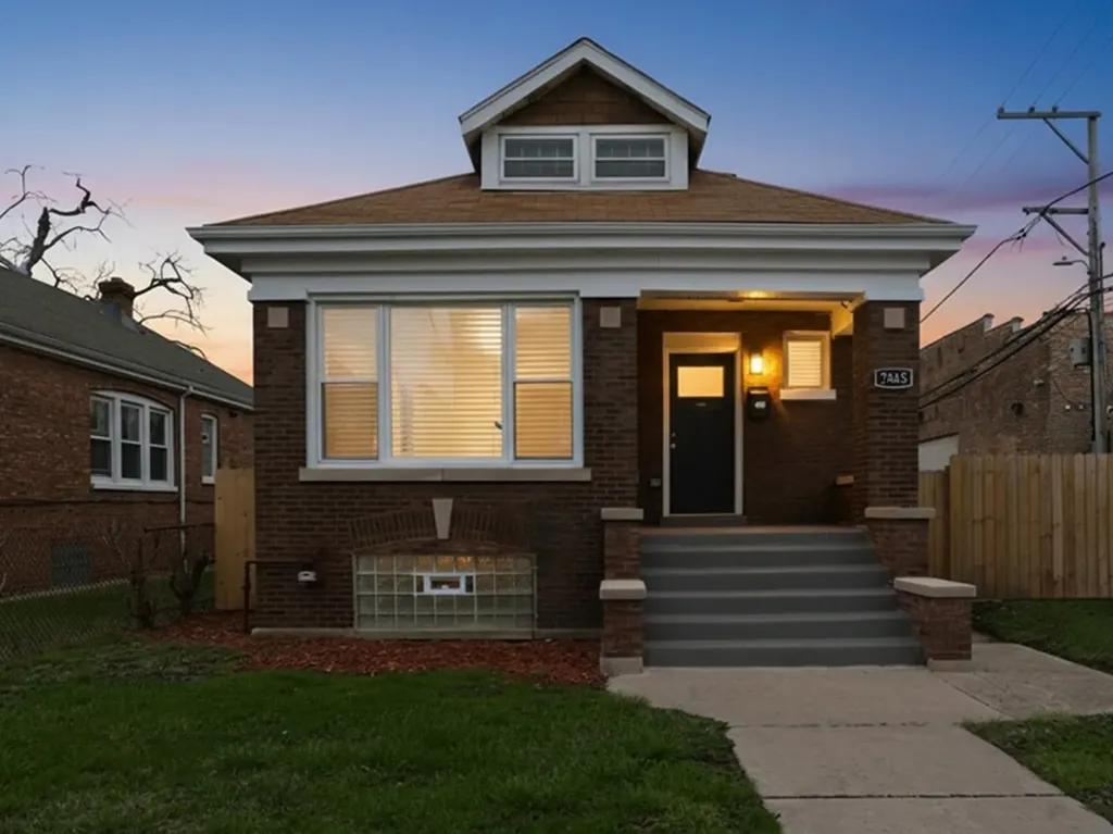 7845 South Union Avenue Chicago IL 60620