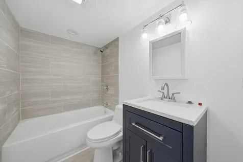 7845 South Union Avenue Chicago IL 60620