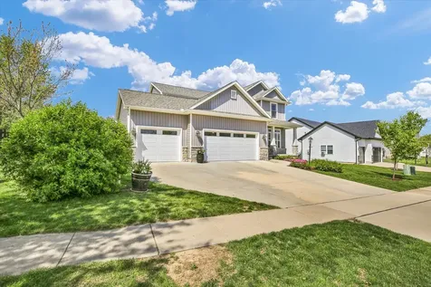 1403 Golden Rod Drive Mahomet IL 61853