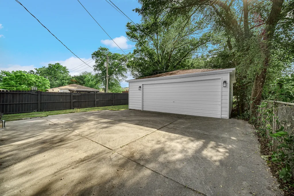 548 Leamington Avenue Wilmette IL 60091