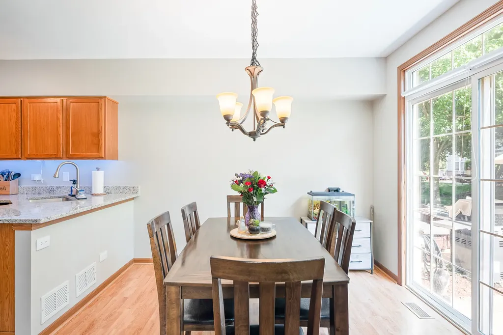 16017 West Iroquois Drive Lockport IL 60441