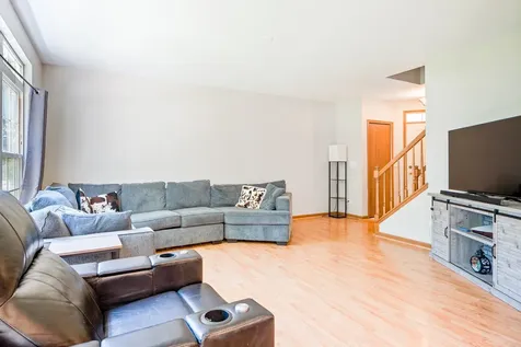 16017 West Iroquois Drive Lockport IL 60441