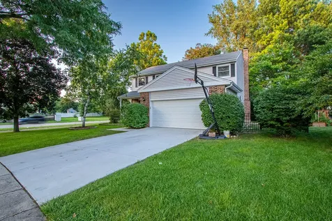 1201 Pinetree Lane Bartlett IL 60103