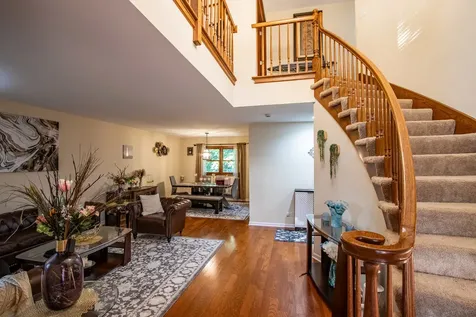 1201 Pinetree Lane Bartlett IL 60103