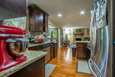 1201 Pinetree Lane Bartlett IL 60103