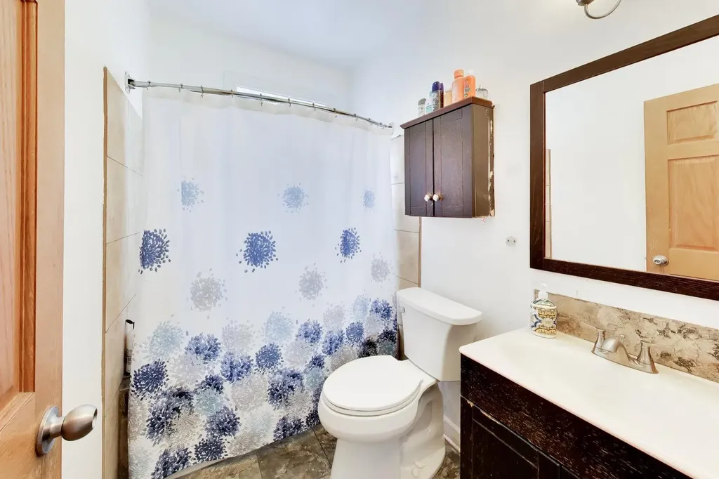 3324 North Kostner Avenue Chicago IL 60641