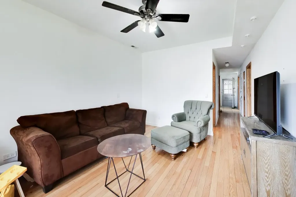 3324 North Kostner Avenue Chicago IL 60641
