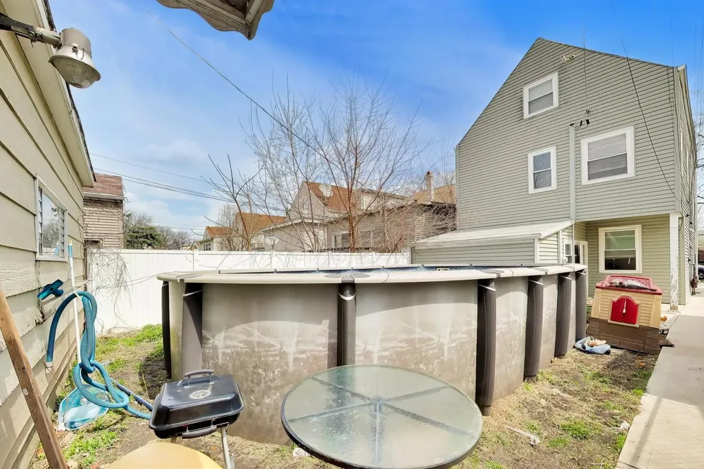 3324 North Kostner Avenue Chicago IL 60641