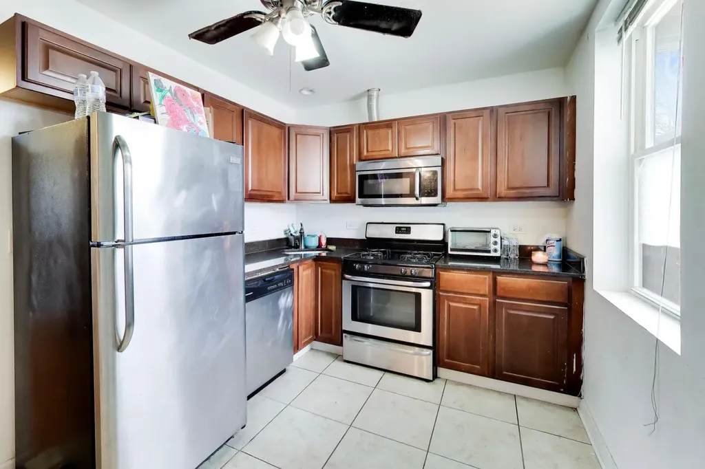 3324 North Kostner Avenue Chicago IL 60641