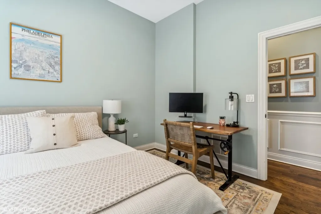 1165 West Eddy Street Chicago IL 60657