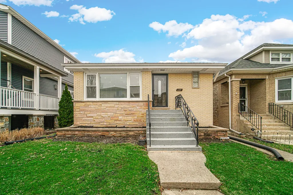 2219 North 74th Court Elmwood Park IL 60707