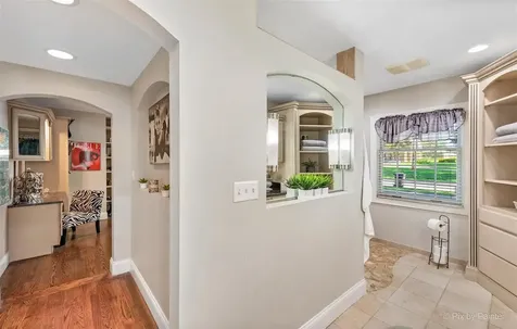 240 South Mchenry Avenue Crystal Lake IL 60014