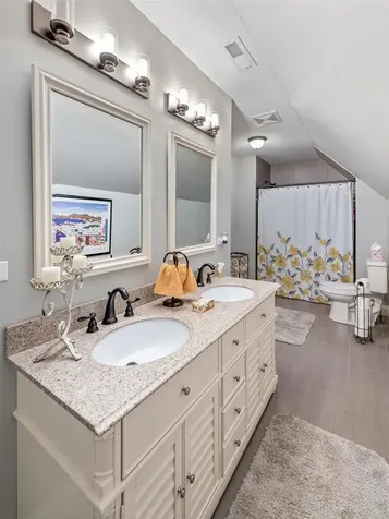 240 South Mchenry Avenue Crystal Lake IL 60014