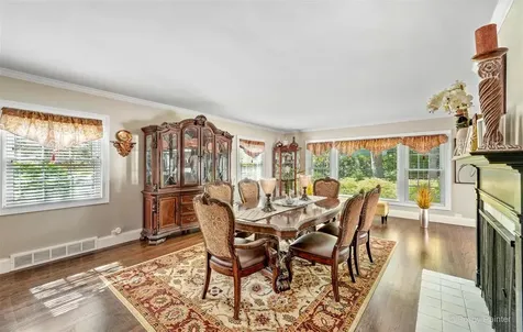 240 South Mchenry Avenue Crystal Lake IL 60014