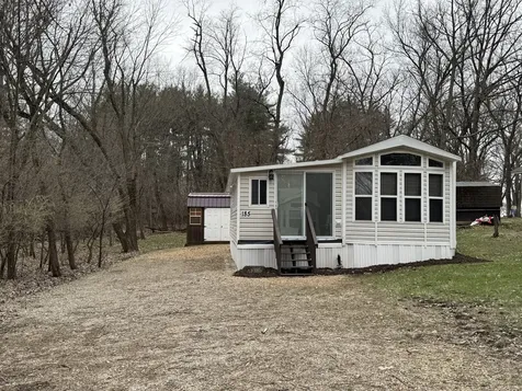 17-185 Woodhaven Lakes Sublette IL 61367