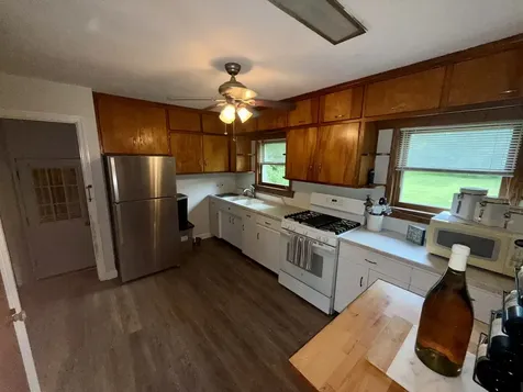 1270 Benson Lane Green Oaks IL 60048