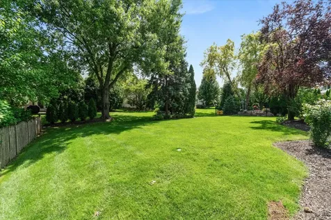 1516 Grommon Road Naperville IL 60564