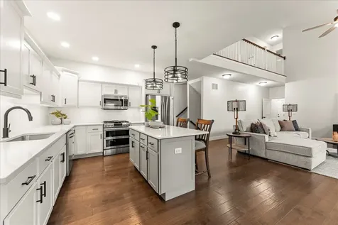 1616 Kassen Avenue Mahomet IL 61853