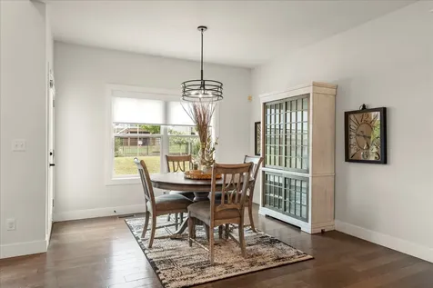 1616 Kassen Avenue Mahomet IL 61853