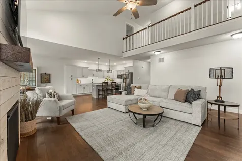 1616 Kassen Avenue Mahomet IL 61853