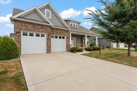 1616 Kassen Avenue Mahomet IL 61853