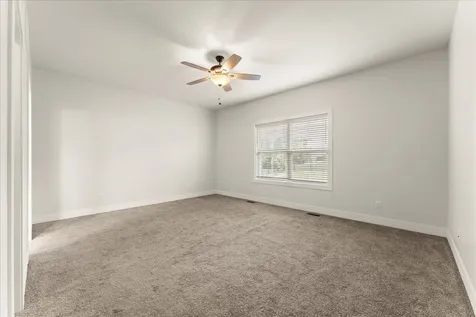 1616 Kassen Avenue Mahomet IL 61853