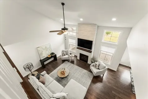 1616 Kassen Avenue Mahomet IL 61853