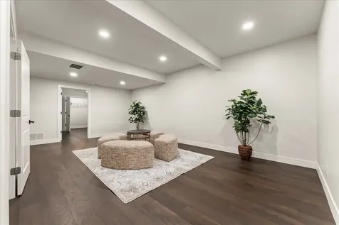 1616 Kassen Avenue Mahomet IL 61853