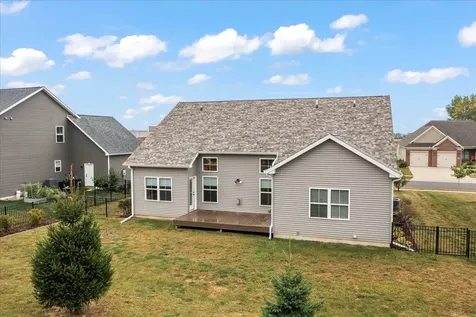 1616 Kassen Avenue Mahomet IL 61853
