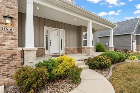 1616 Kassen Avenue Mahomet IL 61853