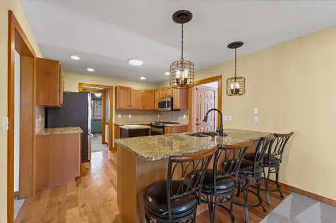 6 Hedgerow Court Monticello IL 61856