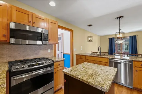 6 Hedgerow Court Monticello IL 61856