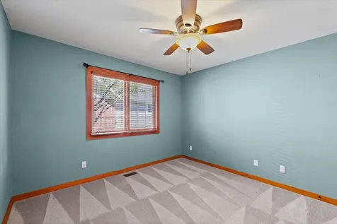 6 Hedgerow Court Monticello IL 61856