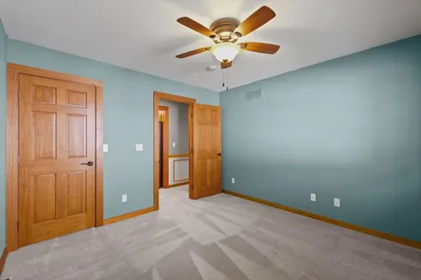 6 Hedgerow Court Monticello IL 61856