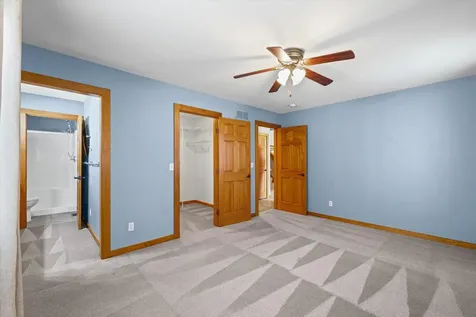 6 Hedgerow Court Monticello IL 61856