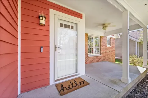 6 Hedgerow Court Monticello IL 61856