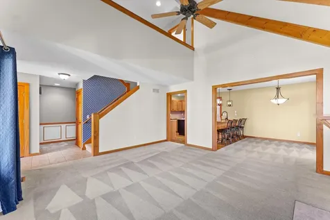 6 Hedgerow Court Monticello IL 61856