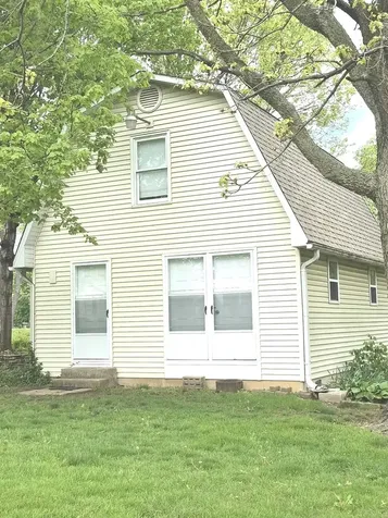 8 Hawthorne Drive Oswego IL 60543