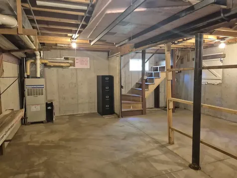 8 Hawthorne Drive Oswego IL 60543
