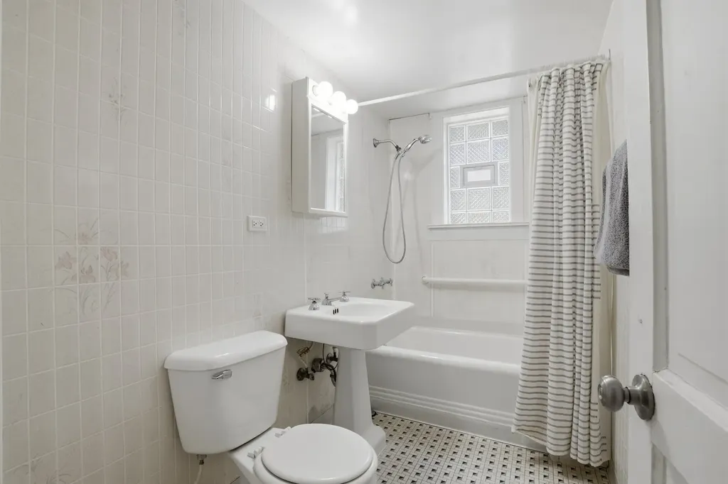 2626 West Francis Place Chicago IL 60647