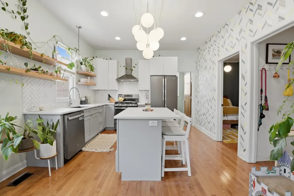 2626 West Francis Place Chicago IL 60647