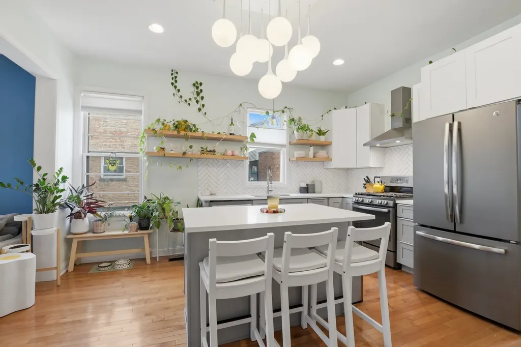 2626 West Francis Place Chicago IL 60647