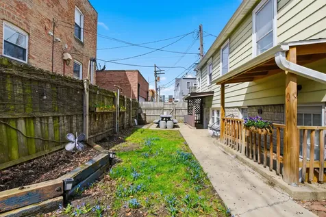 2626 West Francis Place Chicago IL 60647